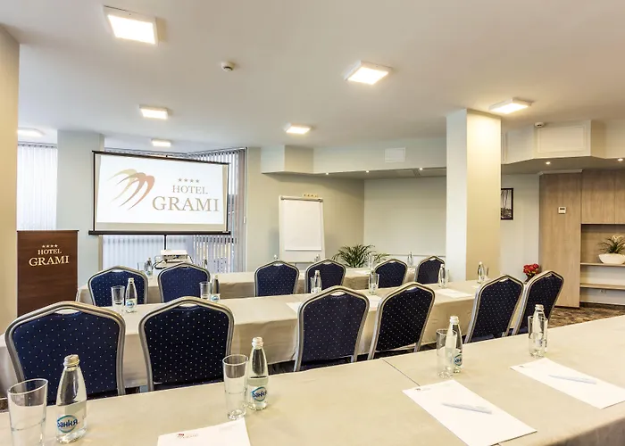 грами 4* София