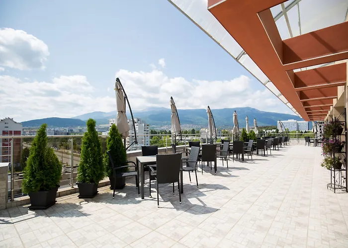 Grami Отель София