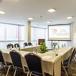 Hotel Grami 4*