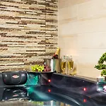 Grami Hotel 4*