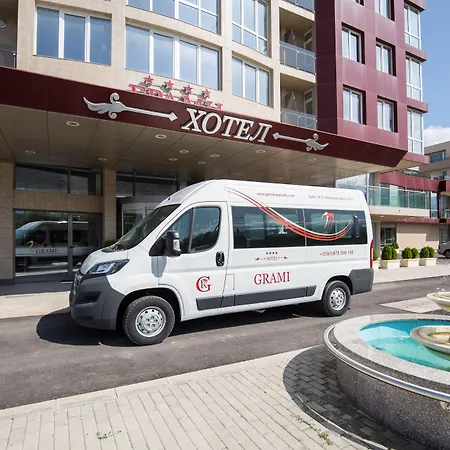 Отель Grami 4*